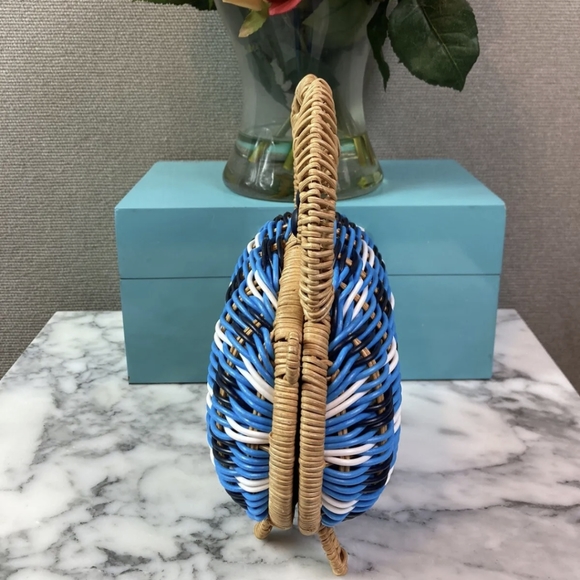 NWT KATE SPADE NOVELTY PINCH ME WICKER CROSSBODY BAG - Picture 4 of 6